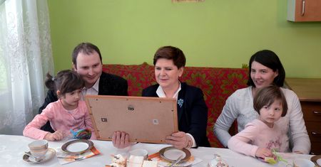 Program Rodzina 500 plus skrytykowany przez PO i Nowoczesną