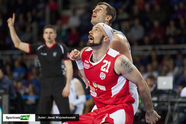 Szymański w akcji. Czy MKS po raz drugi pokona Anwil?