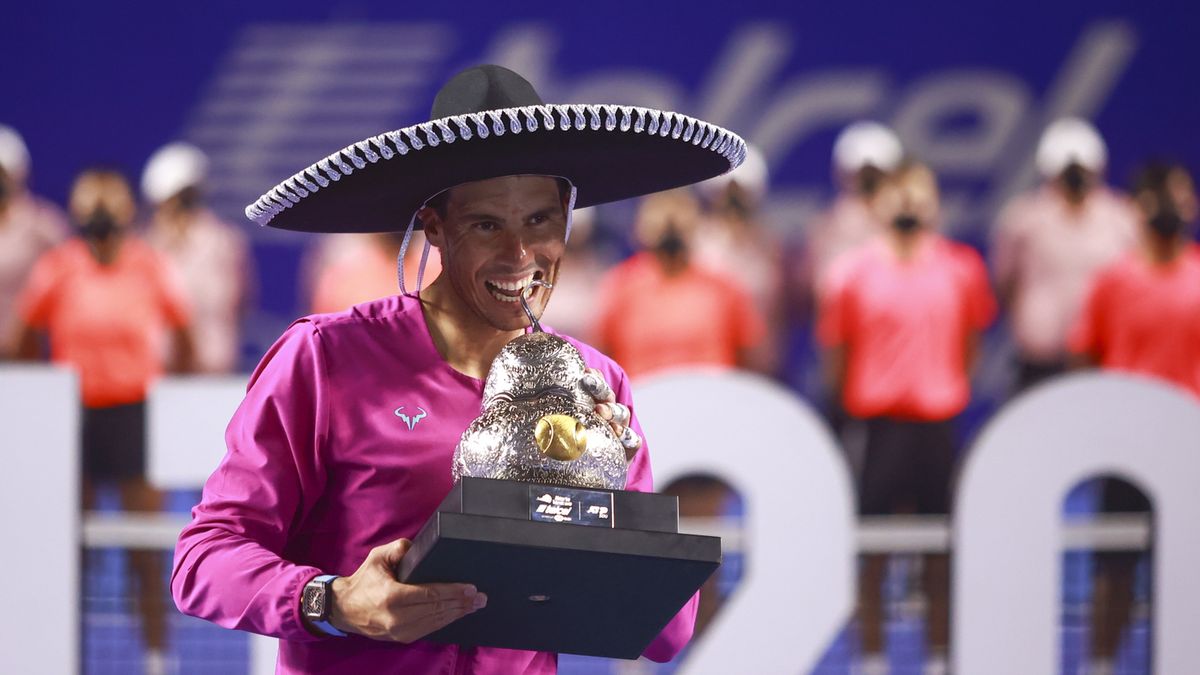 Zdjęcie okładkowe artykułu: PAP/EPA / David Guzman / Na zdjęciu: Rafael Nadal, mistrz Abierto Mexicano Telcel 2022