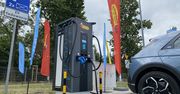 Nowość w Biedronce. Naładujesz auto elektryczne