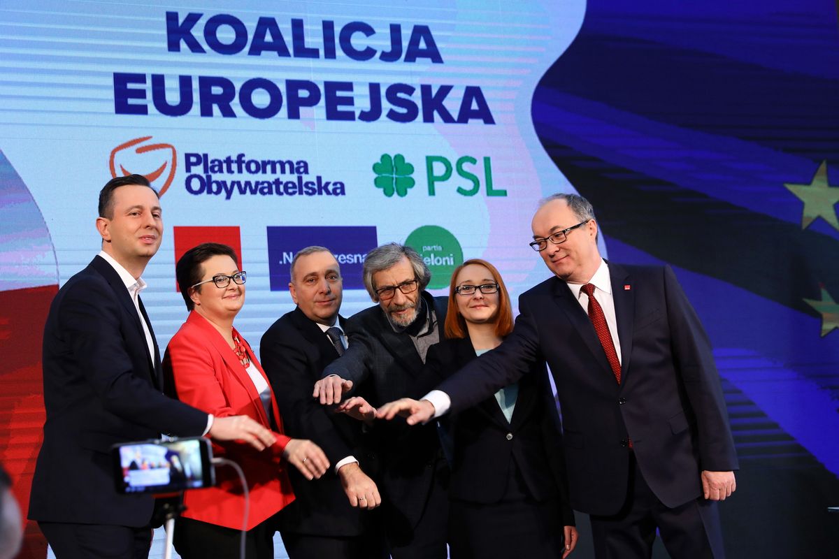 Koalicja Europejska zdradza wyborcze hasło: "Przyszłość Polski - wielki wybór"