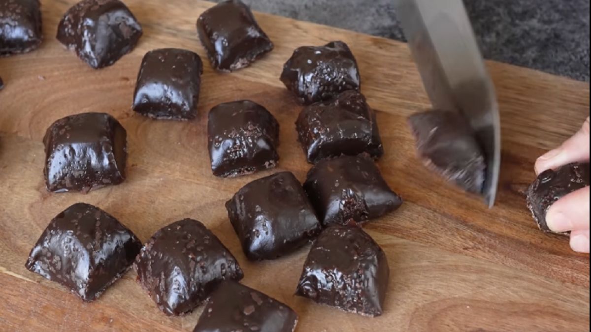 Pyszny deser z patelni. Tego jeszcze nie jedliście!