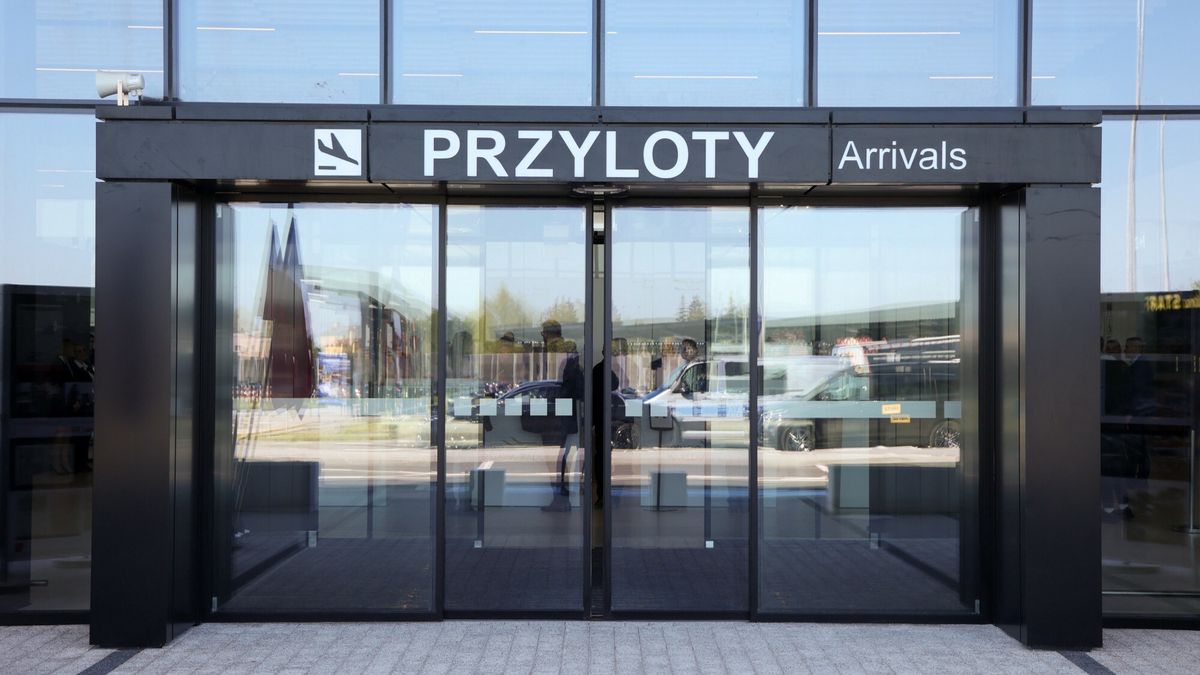 Lotnisko w Radomiu już przynosi straty 