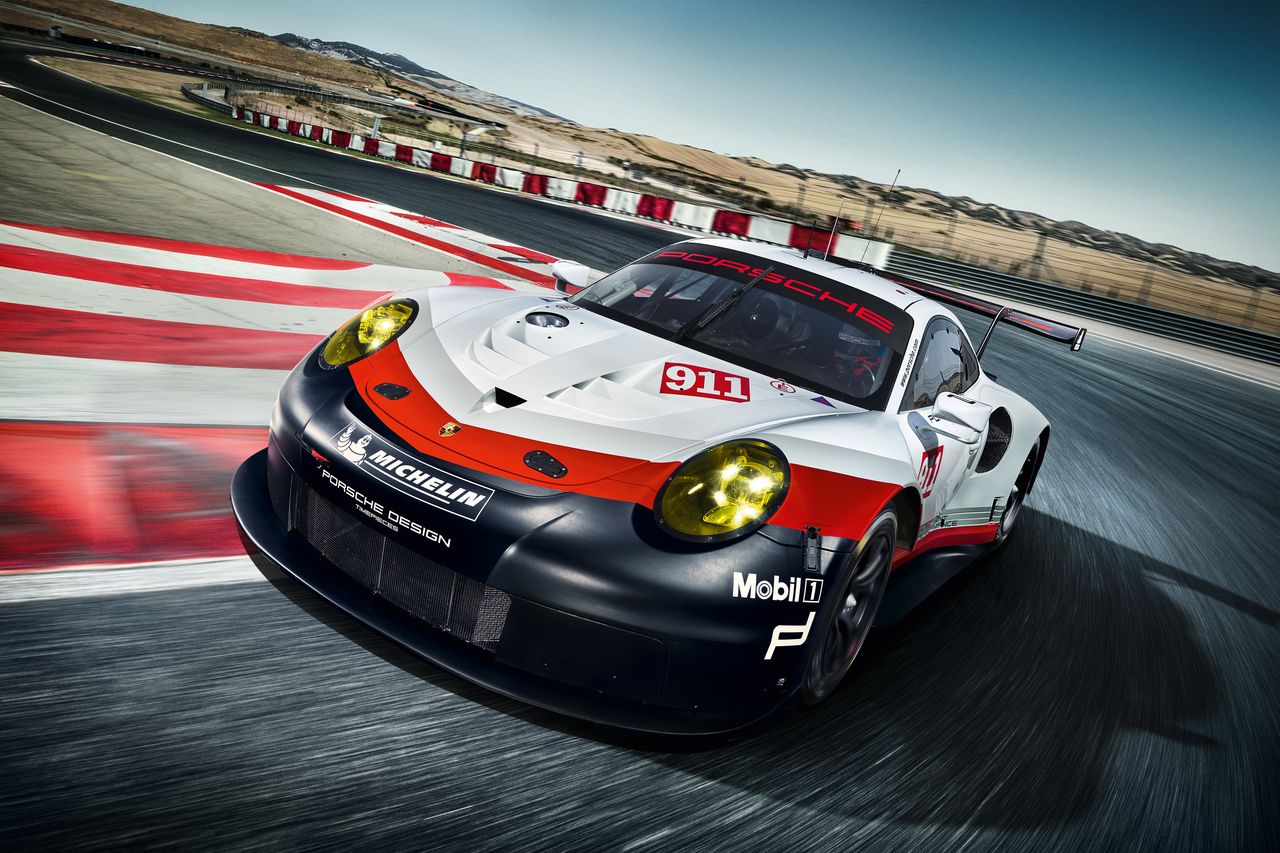 Porsche 911 RSR spec 2017