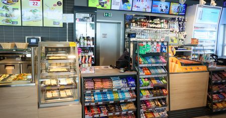 Sprzedają alkohol na potęgę. Idzie zakaz. "Jest termin"