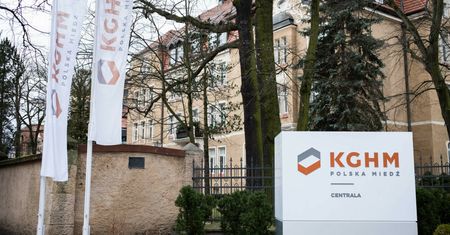 Trzęsienie w zarządzie KGHM. Prezes i wiceprezes odwołani