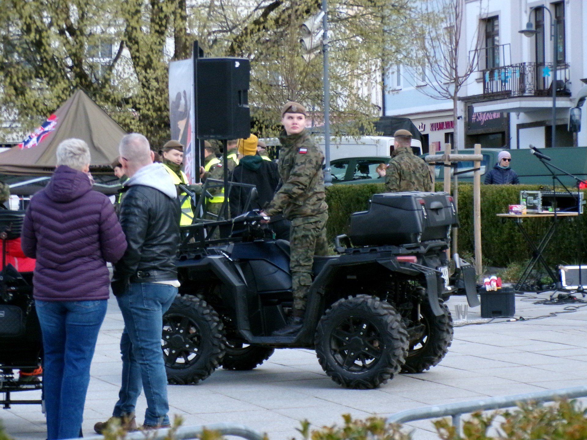 Na terenie powiatu wągrowieckiego będą odbywały się ćwiczenia żołnierzy 122 batalionu lekkiej piechoty, który stacjonuje na co dzień w Dolaszewie. Zdjęcie ilustracyjne.