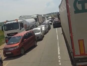 Rosjanie przerabiają auta na LPG. To efekt ukraińskich ataków