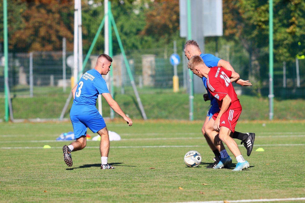Kielce: Charytatywny turniej dla Leszka Salvy przy Exbud Arenie. Osiem drużyn, emocje na boisku, licytacje i wsparcie