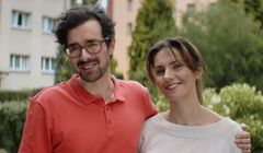 Zaratka i „Kasa wraca” w Kasie Stefczyka reklamowana przez rodziców bliźniaków (wideo)