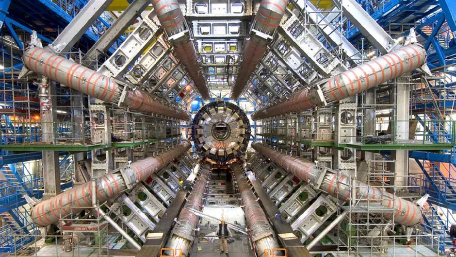 CERN wzmacnia Wielki Zderzacz Hadronów. Magnesy osiągnęły pełną moc
