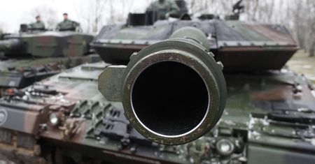Polskie czołgi z nową amunicją. Zmodernizowane pociski trafią na wyposażenie Leopardów