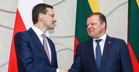 Polsko-litewskie przepychanki o Orlen. Morawiecki dziękuje Litwinom