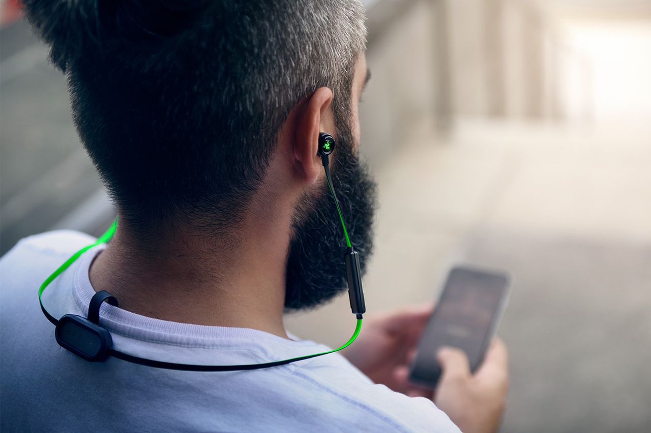Razer Hammerhead BT i Hammerhead iOS: nowe słuchawki douszne dla urządzeń mobilnych