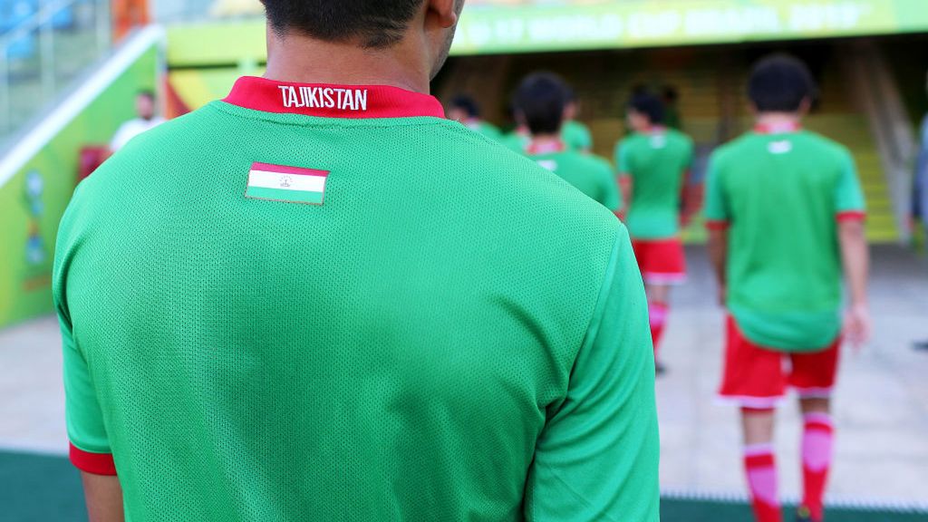 piłkarze z Tadżykistanu