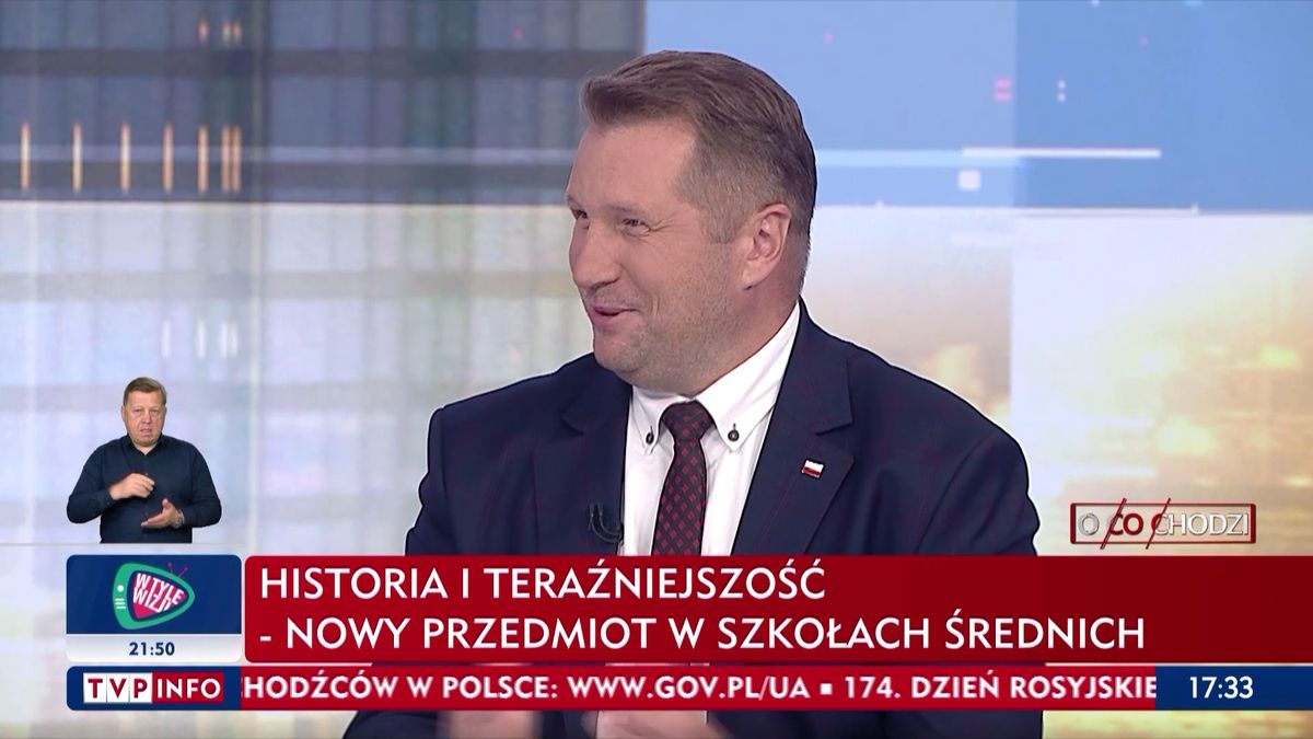 Minister Czarnek zaśmiał się, gdy mówił o zarzutach Donalda Tuska pod swoim adresem