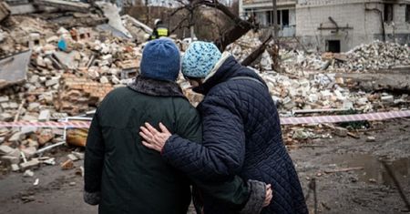 Rosjanie zrobili to ojcu na oczach córki. Mężczyzna nie przeżył