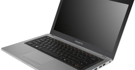 Gigabyte U2442F Extreme - grasz, gdzie chcesz!