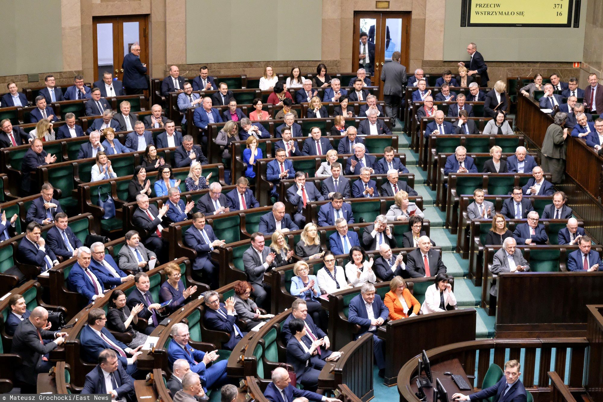 Posłowie rekordziści dostają nawet 10 tys. zł emerytury