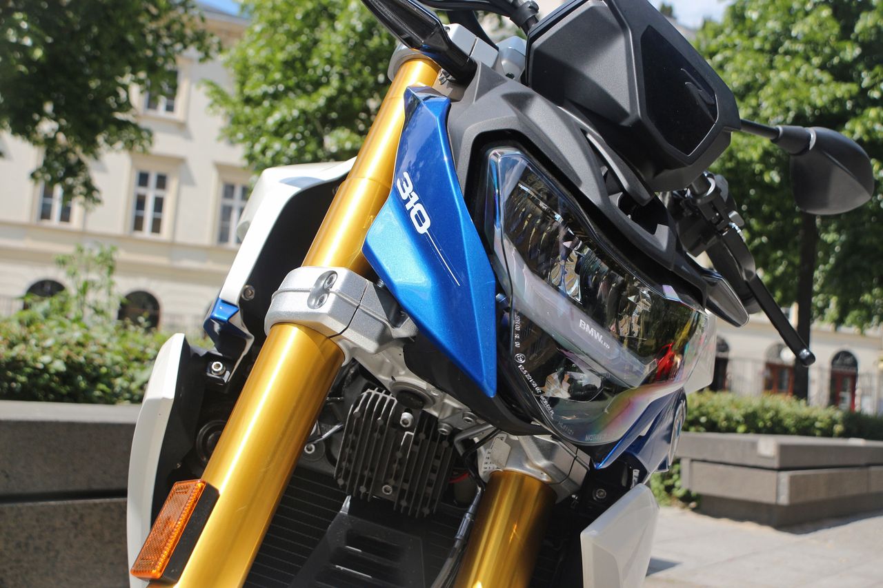 BMW G 310 R
