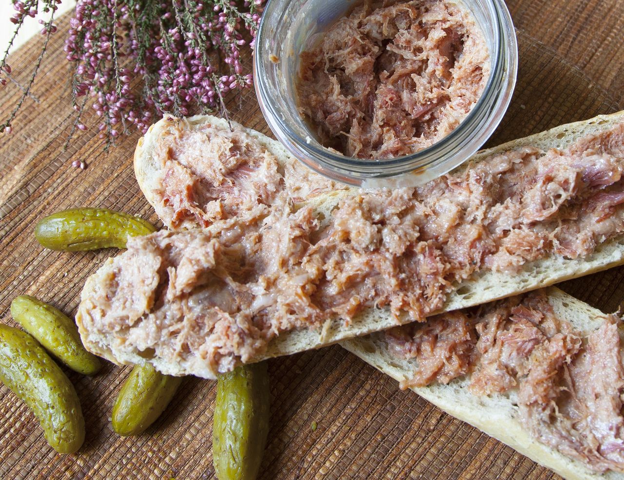 Rillettes – jak zrobić pyszne francuskie smarowidło?