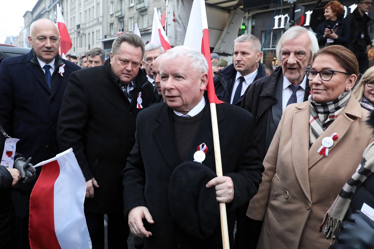 Jarosław Kaczyński w trakcie obchodów 11 listopada