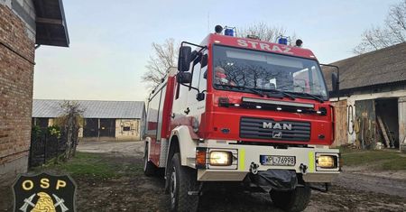 Pożar zboża w budynku gospodarczym