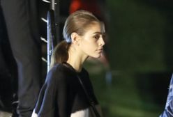 Gerber gwiazdą paryskiego wybiegu. Chuda modelka uciszyła plotki