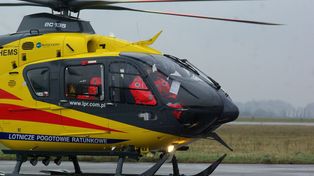 Złotów. Bójka uczniów mogła skończyć się tragedią. Przy szkole lądował helikopter LPR