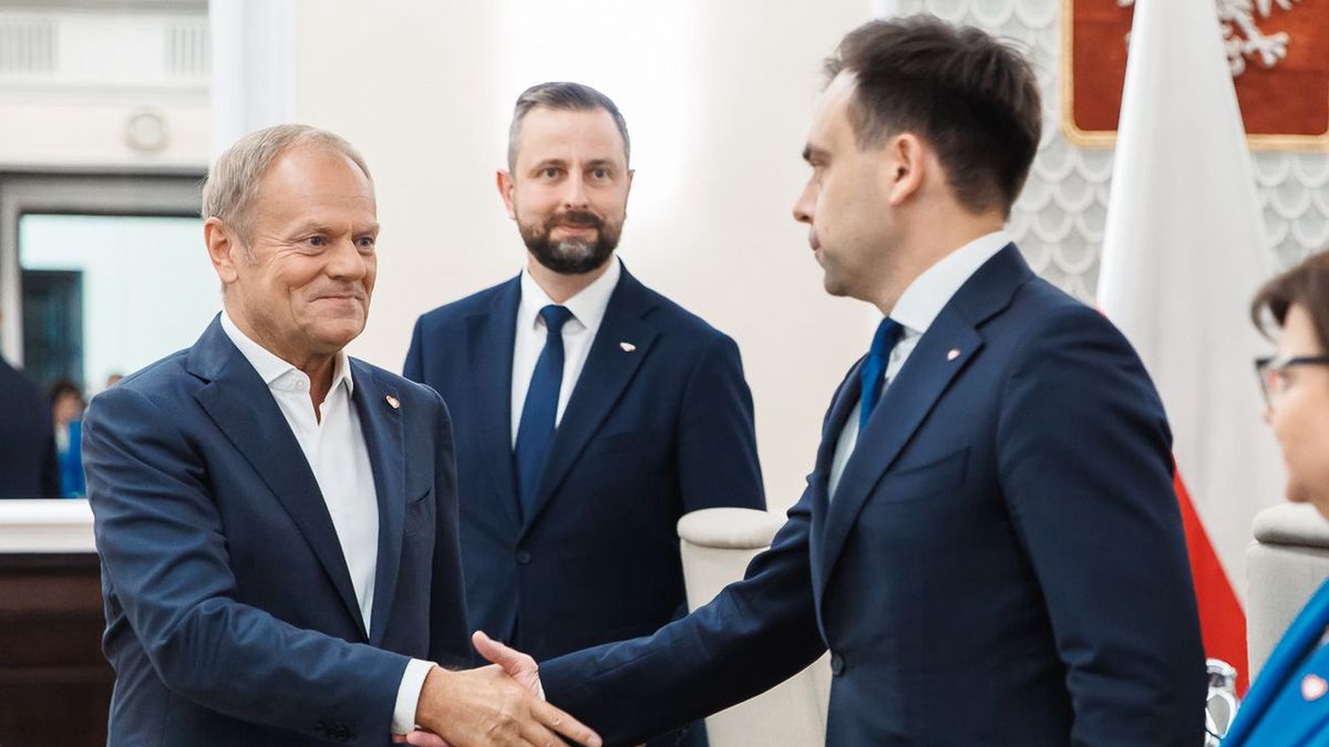 Premier Donald Tusk i minister finansów Andrzej Domański