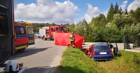 Makabra w Błażowej Górnej. Nagle uderzył w beton