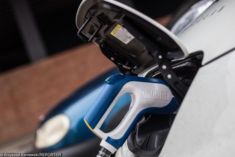 Ładowarki do aut elektrycznych to brakujący element w rozwoju elektromobilności w Polsce