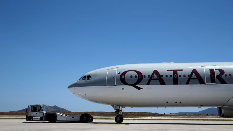 Blokada Kataru bije w Qatar Airways. Prezes oburzony