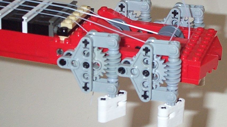 Ukulele z Lego, na którym da się grać! 1