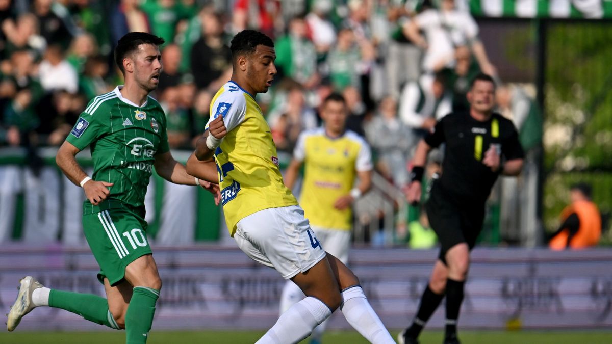 PAP / Piotr Polak / Od lewej: Robert Alves i Bright Ede