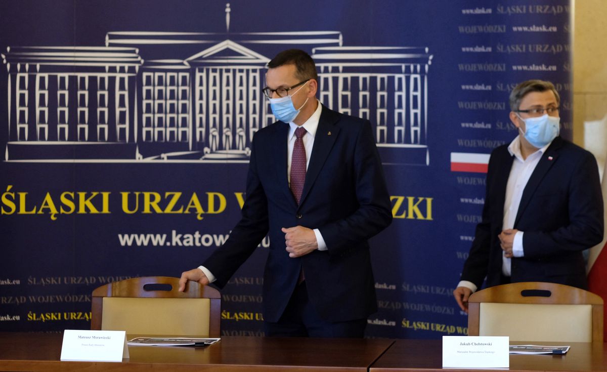 Koronawirus w Polsce. Premier Mateusz Morawiecki w Katowicach podczas posiedzenia Wojewódzkiego Zespołu Zarządzania Kryzysowego 