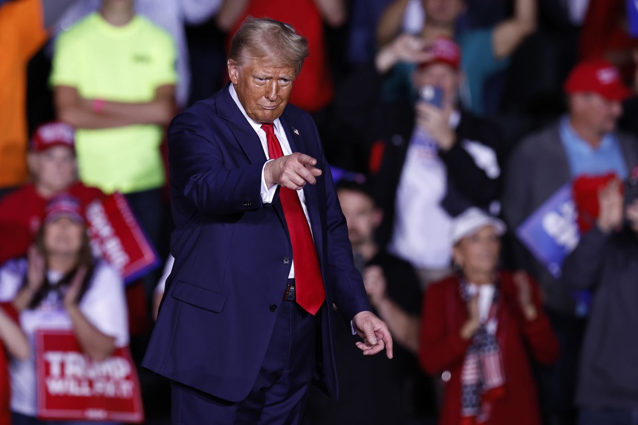 Donald Trump intends to return to the White House