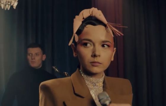 T-Mobile kampanią "Bez nonsensów" z Brodką odpowiada na bolączki klientów zderzających się z telekomami (opinie)