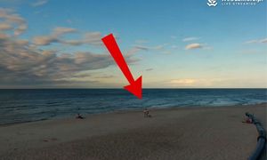 Zegar wskazał 18:15. Spójrzcie na plażę w Mrzeżynie. Komentarz zbędny