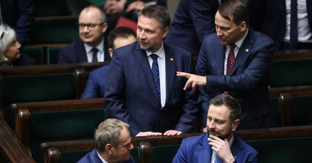 "Tusk szykuje roszady partii". Spodziewają się zmiany na kluczowym stanowisku