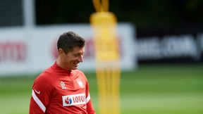 Robert Lewandowski ma serce! Przekazał kolejną koszulkę dla poważnie chorego Olka