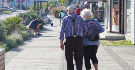 Tak starzeje się Polska. Dane pokazują, kiedy załamie się liczba ludności