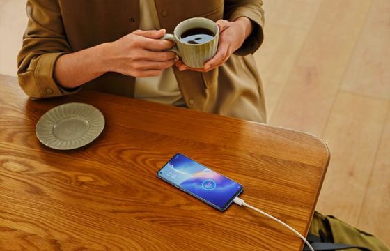 Jak szybko i bezpiecznie ładować baterie? OPPO przedstawia nową generację technologii ładowania Flash