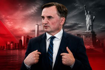 Kamera, mikrofon i plecak. Taki sprzęt kupował Ziobro do biura poselskiego