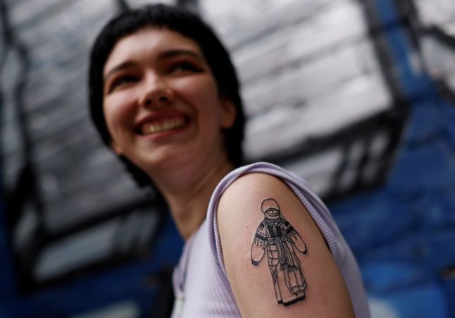Maria Shustykova zdecydowała się na tatuaż lalki Motanki