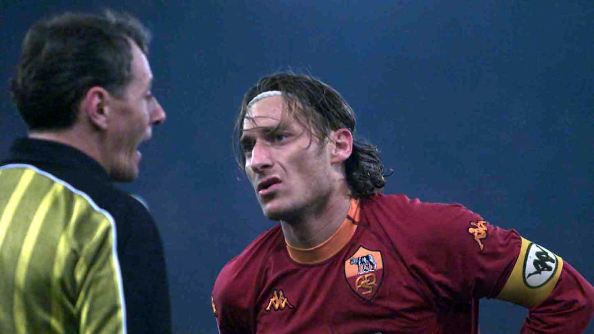 Zdjęcie okładkowe artykułu: Getty Images / Allsport UK/ALLSPORT / Na zdjęciu: Francesco Totti 