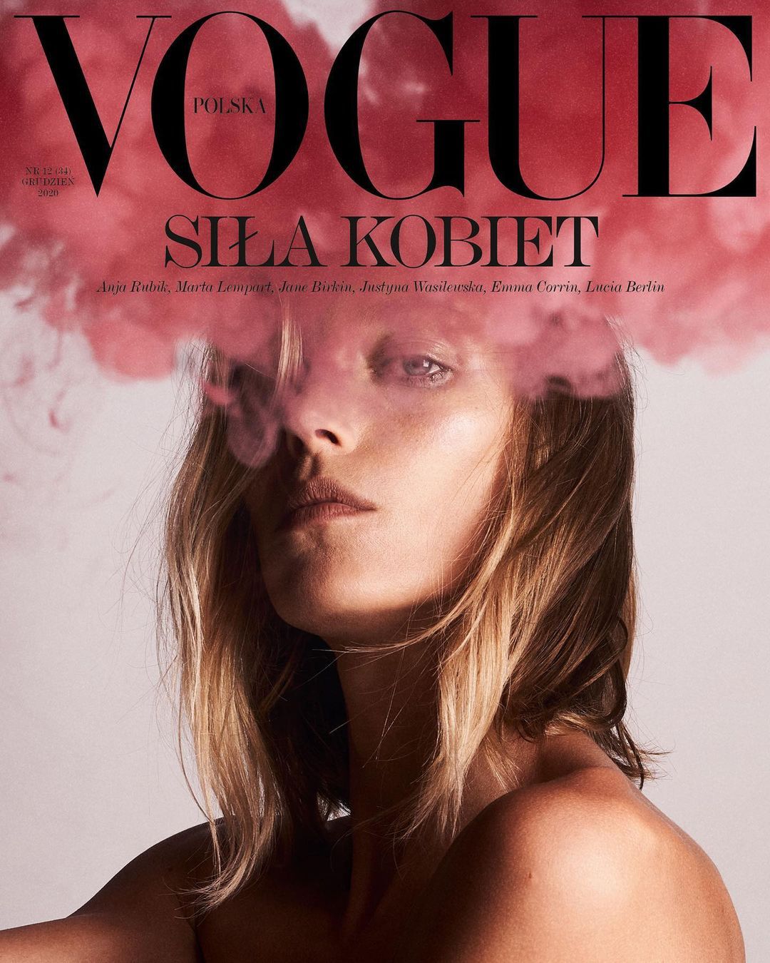 Anja Rubik w magazynie Vogue Polska