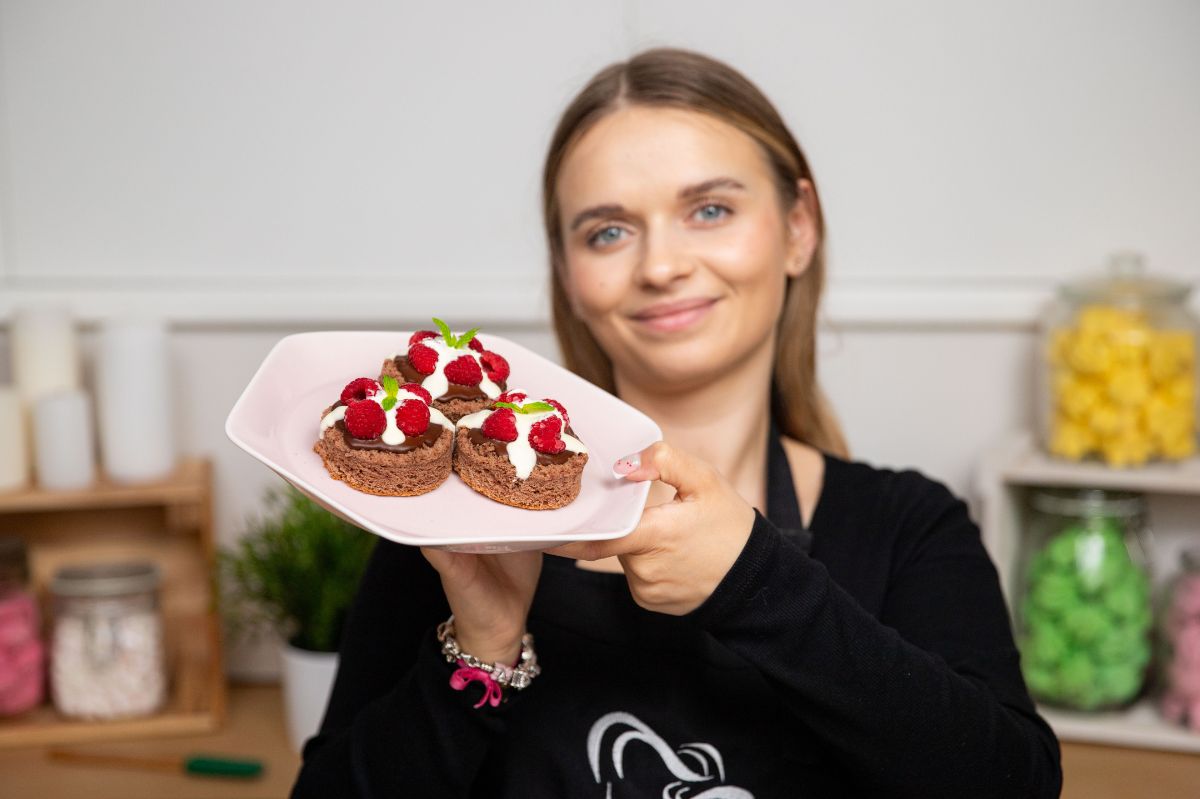 Malinowo-czekoladowe desery w wydaniu mini zapadają w pamięci na bardzo długo. Takie są wyjątkowe