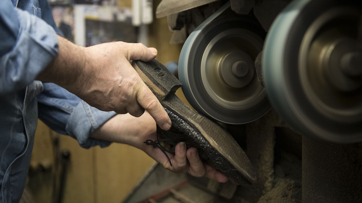 Klientka pomogła szewcowi z Żagania rozkręcić biznes na nowo