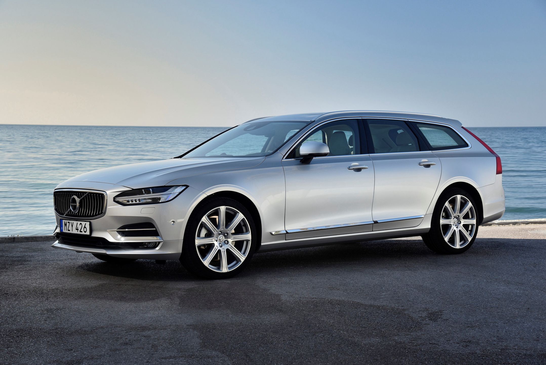 Volvo V90 1